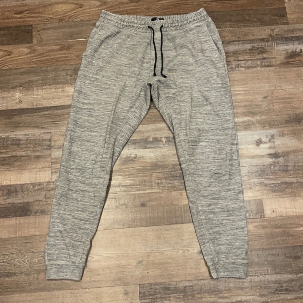 H&M grey sweatpants ; size: mens L ; condition: *NEW*